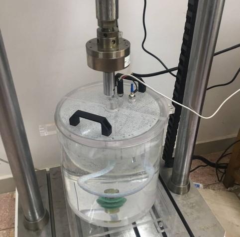 腐蝕環(huán)境下材料的腐蝕慢拉伸性能試驗儀器