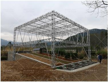 1644477669832073.jpg 邊坡土層預(yù)應(yīng)力雨淋試驗(yàn)系統(tǒng)方案實(shí)物1.jpg